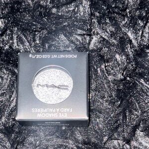 MAC Silver Eyeshadow